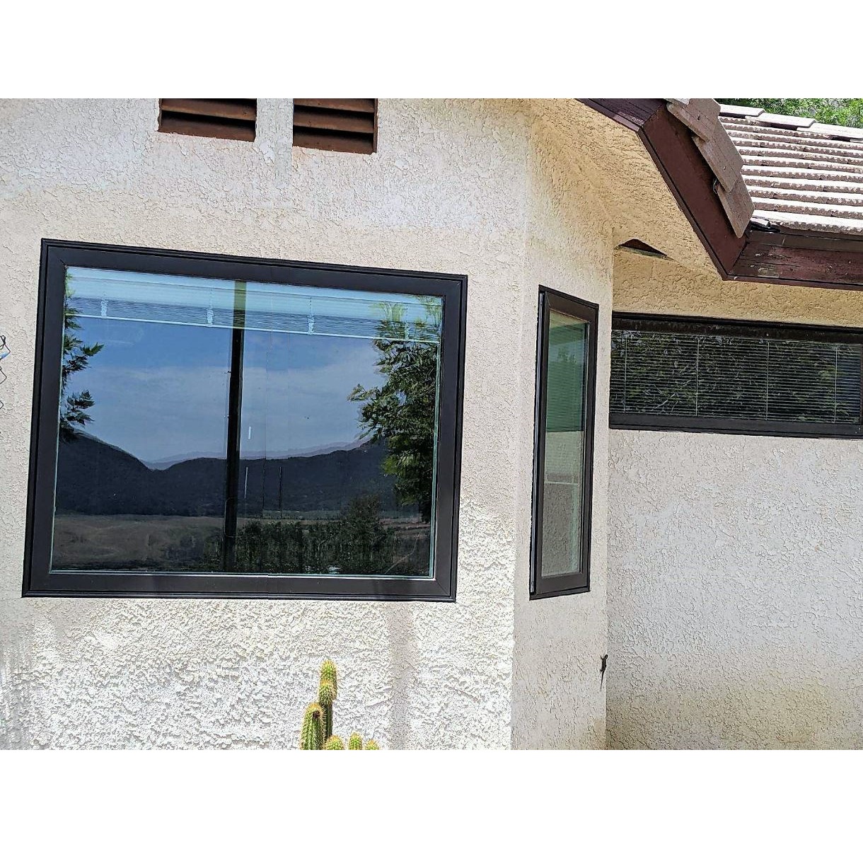 Window 301